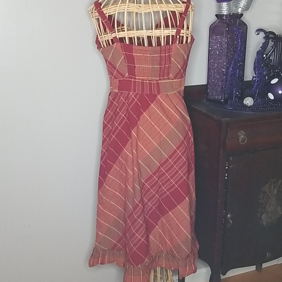 Apt. 9 Size 10 Red, Orange and Brown Plaid Adjustable Straps Midi Dress - Picture 3 of 8